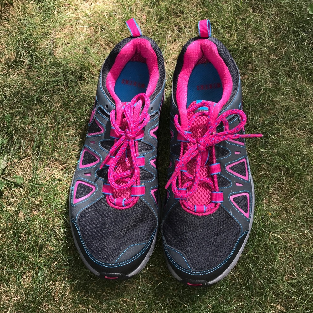 Nike Air Alvord Pink, Gray, and Blue Shoes- 8.5